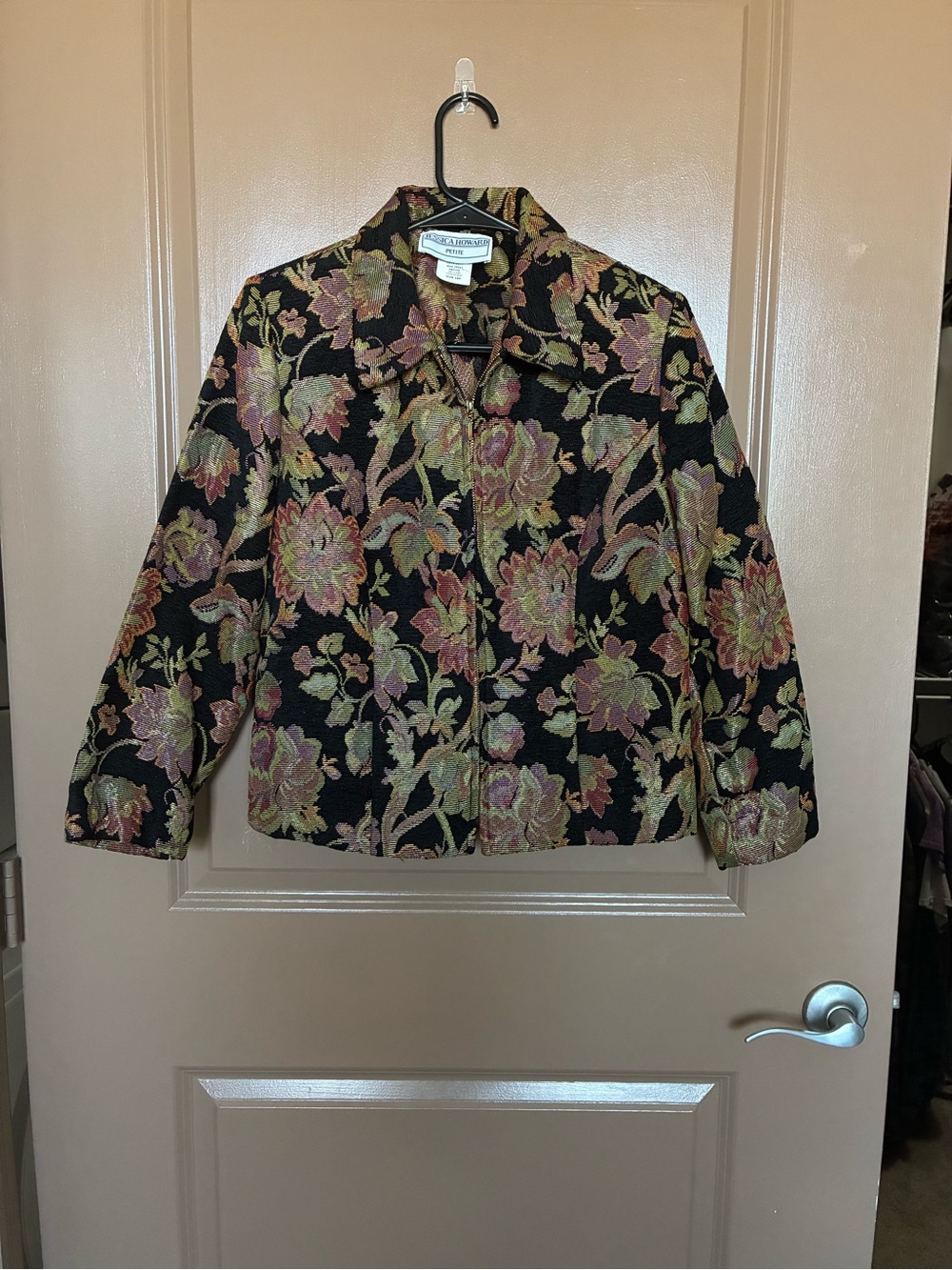 Vintage Jessica Howard Black Floral Jacquard Jacket